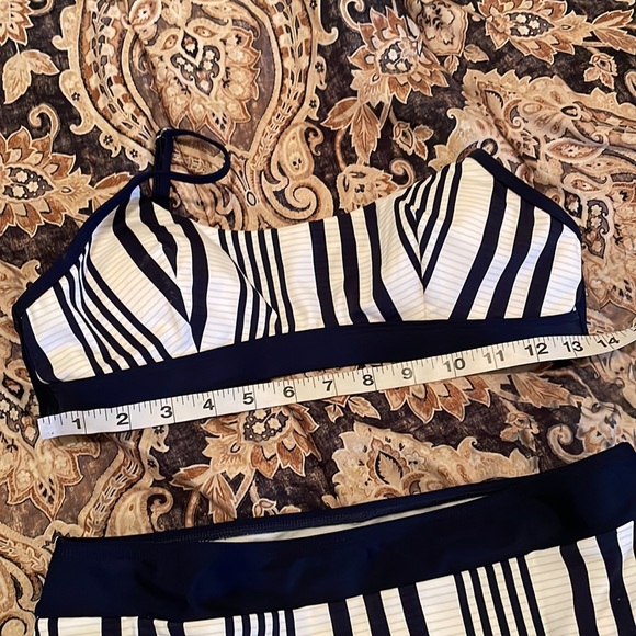 Striped swimsuit - Picture 10 of 13